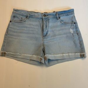 3/$15 🌺 NWT loft mid rise short